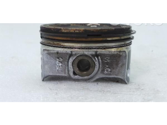 Поршень 15R1 Volkswagen Golf VI