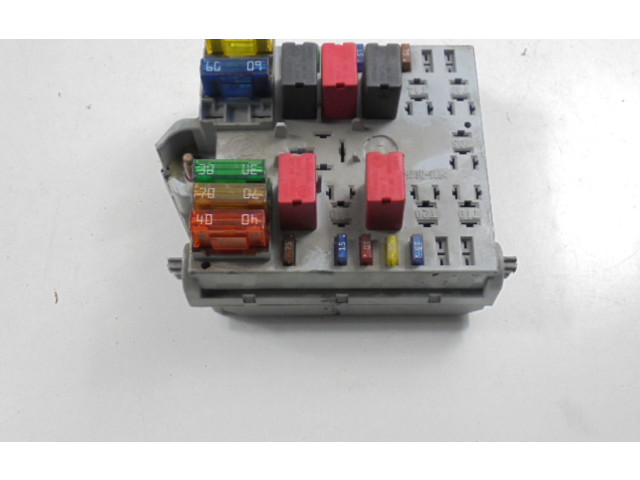 Pojistková skříňka 46835589, 46835589 Fiat Punto (188) 2004