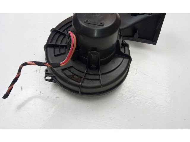 Вентилятор печки    BEHR58874   Opel Meriva A