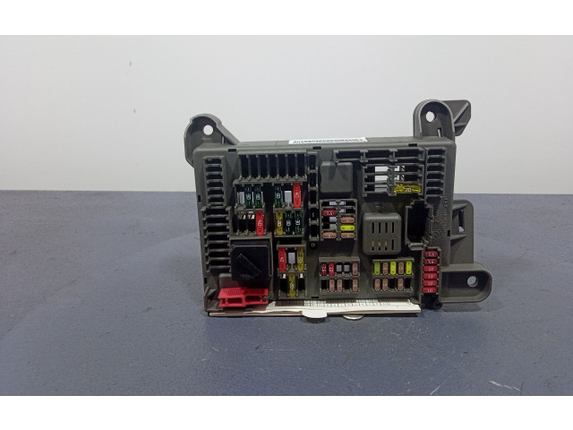 Pojistková skříňka 518954021A, 518954021A BMW X6 E71 2012