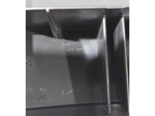 Блок предохранителей 5Q0907361B, 5Q0907361B Skoda Octavia Mk3 (5E)