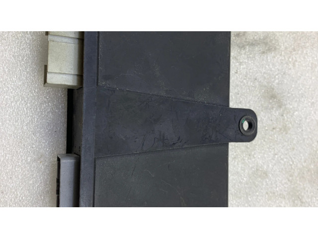 Модуль управления ручным тормозом