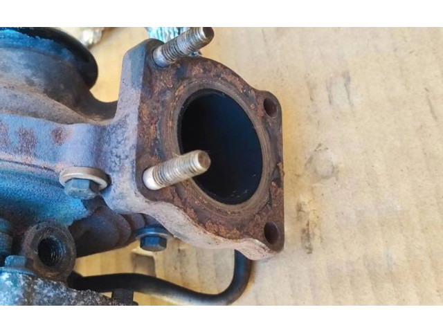 Интеркулер  9677063780   Ford Kuga II 