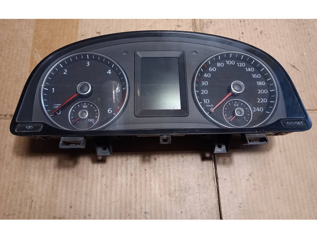 Панель приборов 3219792 Volkswagen Caddy