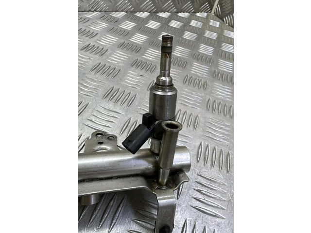 Топливная рампа 06J133317M Audi A5 8T 8F для двигателя Cdnc