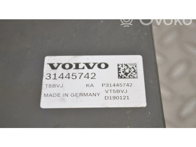 Блок АБС 4092646, 31445742 Volvo XC40