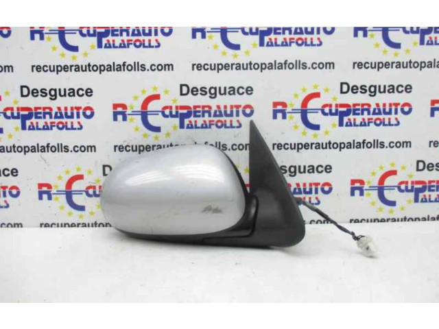 Zpětné zrcátko  Nissan Maxima     