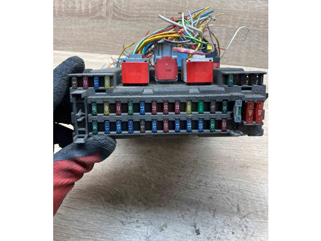 Блок предохранителей 9645585480 Peugeot 607