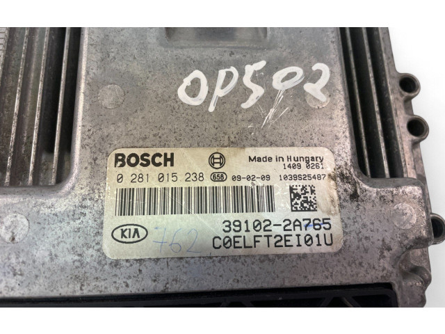 Блок управления двигателем Блок управления 391022A765, 0281015238   KIA Ceed