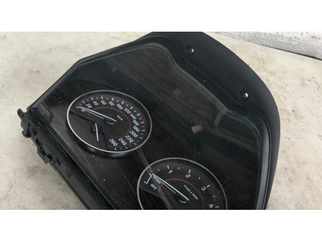 Přístrojová deska  BMW 1 F20 F21 2015 9232892  