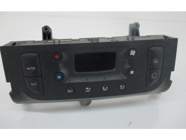 Блок управления климат-контролем 8200009371 Renault Clio II