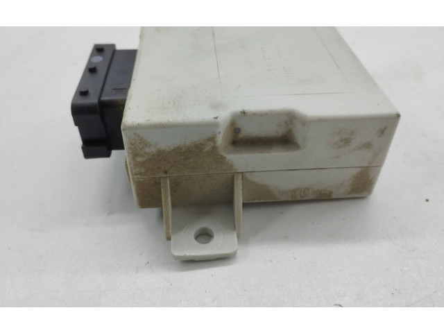 Блок управления 090507F3017b Toyota Corolla Verso AR10