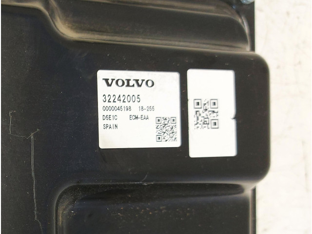 Блок управления двигателем Блок управления 32242005 Volvo XC40