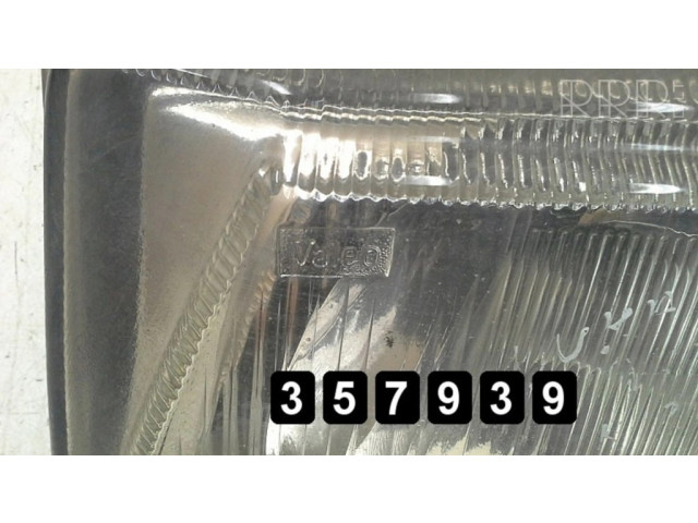 Передняя фара  