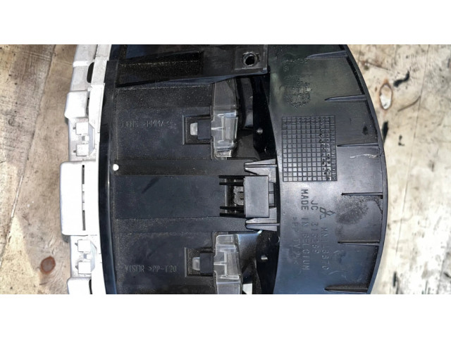 Панель приборов MM0038001, Mn148870 Mitsubishi Colt CZ3