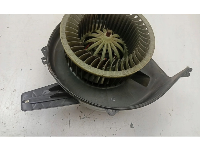 Вентилятор печки       Skoda Fabia Mk1 (6Y)