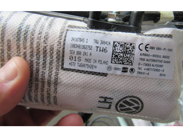 Подушка безопасности в сиденье 34167845D, 5E0880241A Skoda Octavia Mk3 (5E)