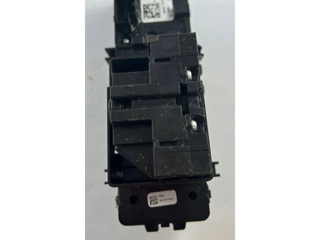 Vstřikovač 8YG713059A Audi A3 8Y