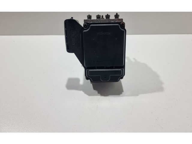 Блок АБС 1338005510, 4454053030 Lexus IS 200-300 1999 - 2005 года