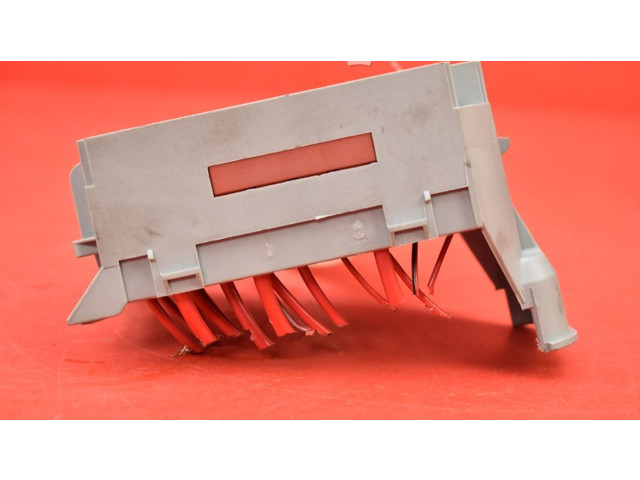 Блок предохранителей  9162439, 9162439   Volvo V70    