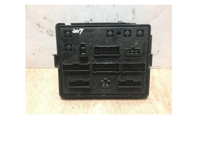 Блок предохранителей SsangYong Rexton