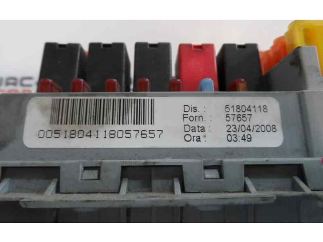 Pojistková skříňka 51804118 Fiat Croma 2005