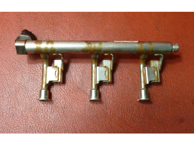 Магистральная трубка топлива