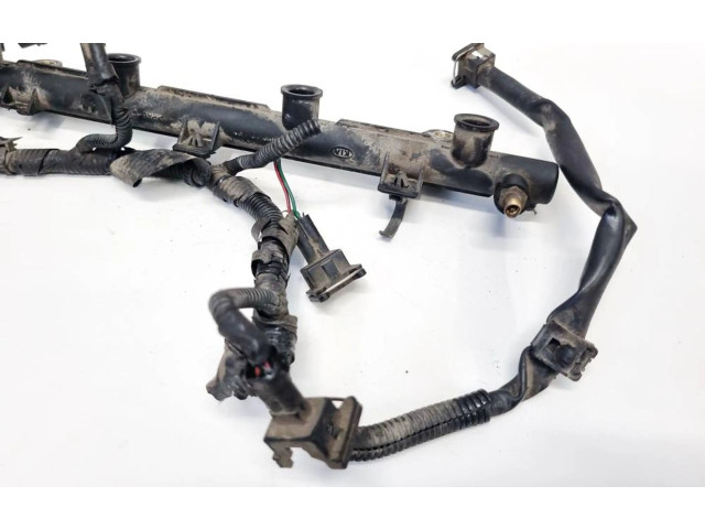 Vstřikovací lišta 0K30C13150 KIA Rio