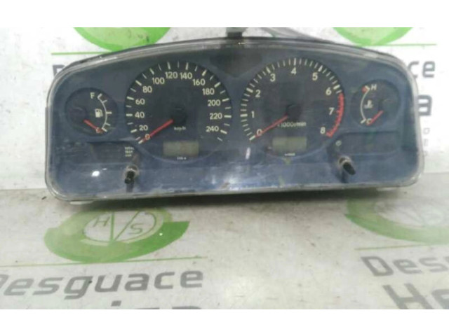 Přístrojová deska Toyota Avensis T220 2000 8380005230, 0090059