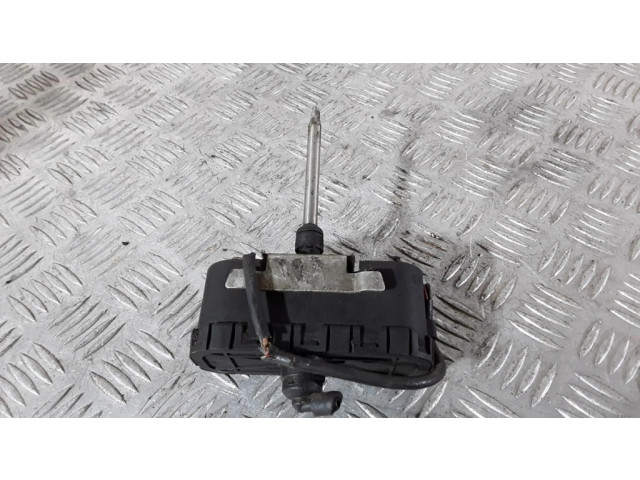 Моторчик стеклоочистителя 0390206220, 6907856 Land Rover Range Rover L322