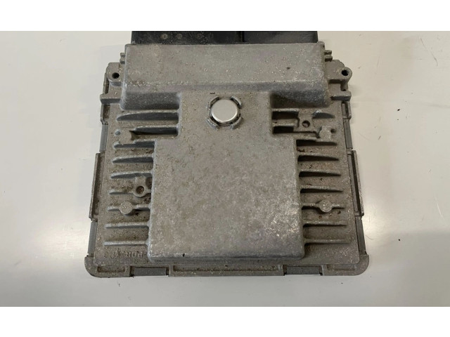 Řídící jednotka 03F906070, 03F906070BT   Volkswagen Caddy 2011