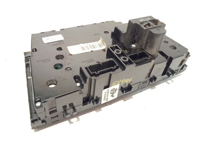 Блок управления климат-контролем 30710682   Volvo XC90