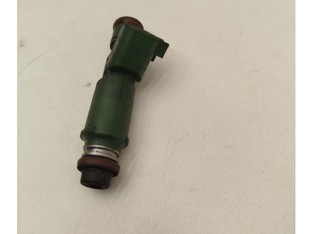 Форсунка 9470229, 3900    Volvo V70   