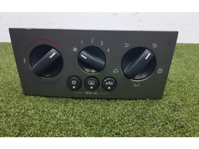 Блок управления климат-контролем 13215936   Opel Meriva A