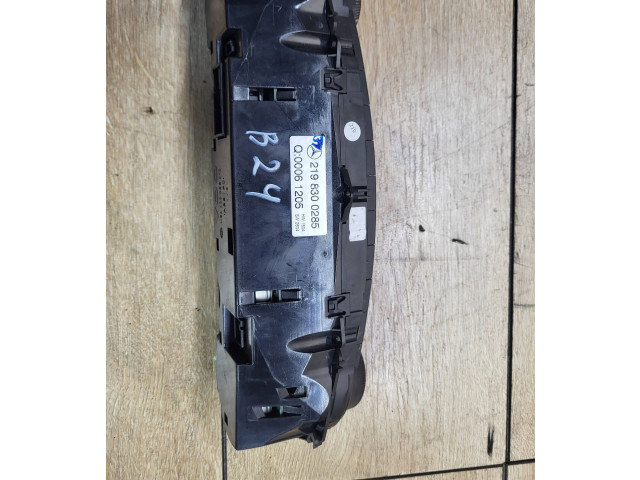 Блок управления климат-контролем 2198300285, 00061205   Mercedes-Benz CLS AMG C219