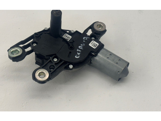 Моторчик заднего дворника 5H0955711, W258229 Skoda Octavia Mk4