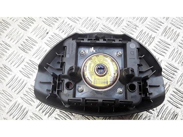 Подушка безопасности водителя 1094205 Dacia Duster