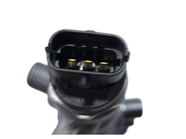 Топливная рампа 46347252, 46346020 Jeep Renegade