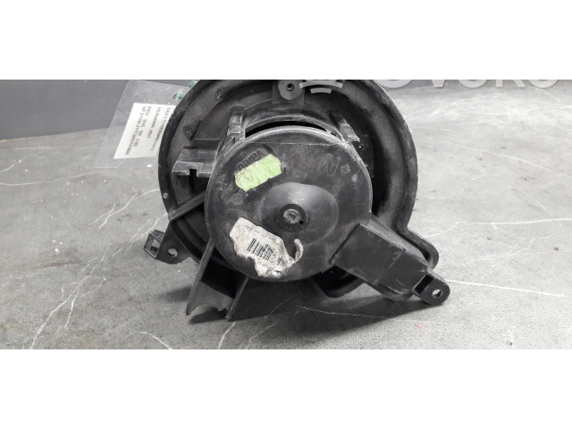 Вентилятор печки       Peugeot 306