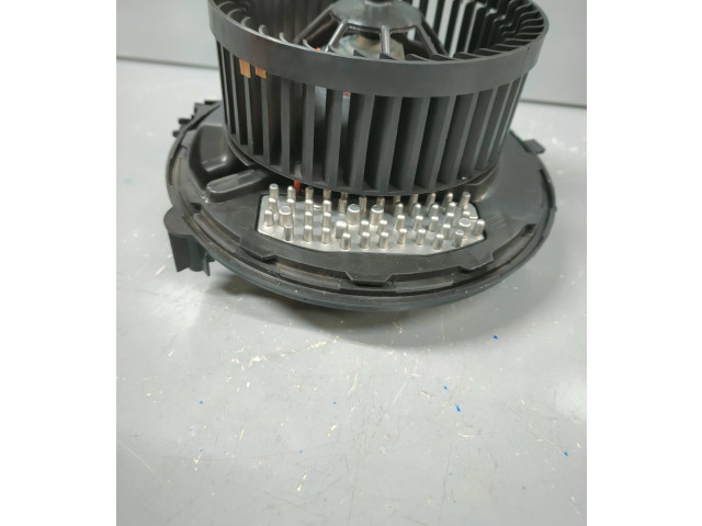 Вентилятор печки    3Q1819021E, 5WA907521   Cupra Formentor