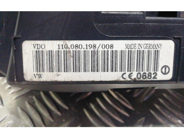 Přístrojová deska Volkswagen PASSAT 3B0920829A