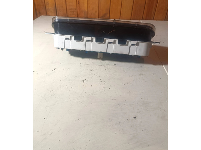 Панель приборов MB899942, 758580 Mitsubishi Colt