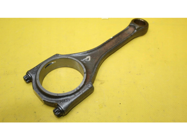  Поршень с шатуном    Audi A6 C7  