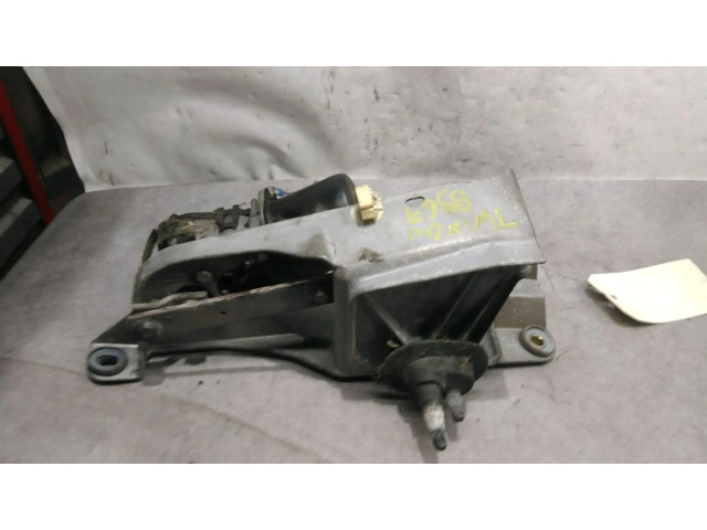 Моторчик дворников 7701207936, 53556302    Renault Twingo I