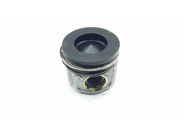Píst 11258571012, 2222DL BMW X3 G01 pro naftový motor 2.0