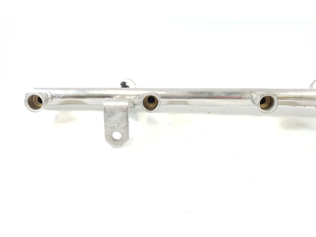 Vstřikovací lišta 4G4E-9S441-DA Aston Martin Rapide AM11