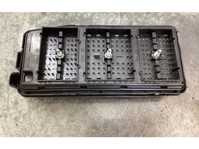   Pojistková skříňka    Opel Antara 2008