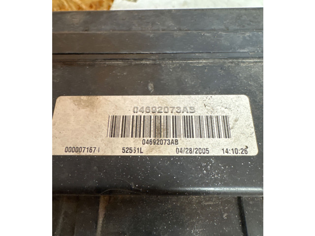 Блок предохранителей 04692073AB, 000007167A Jeep Grand Cherokee