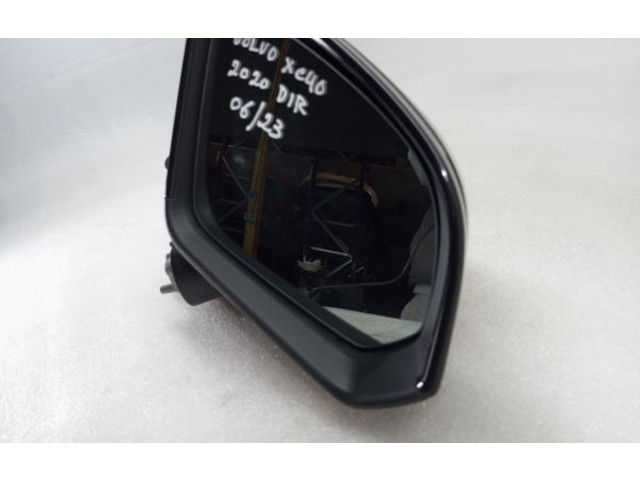 Зеркало электрическое Volvo XC40 - года