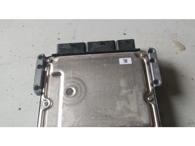 Řídící jednotka 237106319R Renault Talisman 2015